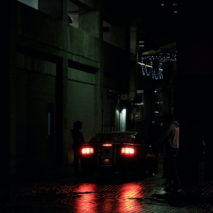 偷拍走光露出在线播放
